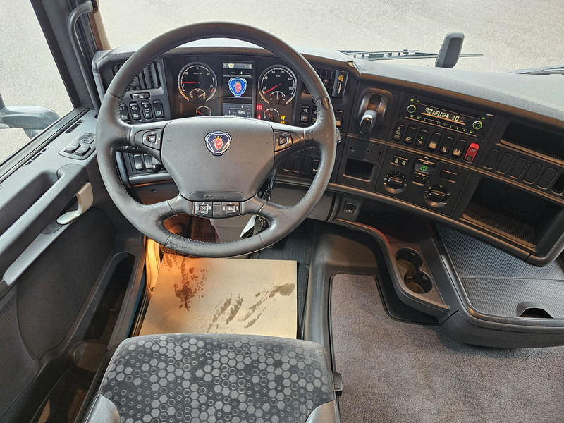 Interior photo 2: Leasing of Scania R450 6x2-4 / LIFT STEERING AXLE / RETARDER Scania R450 6x2-4 / LIFT STEERING AXLE / RETARDER