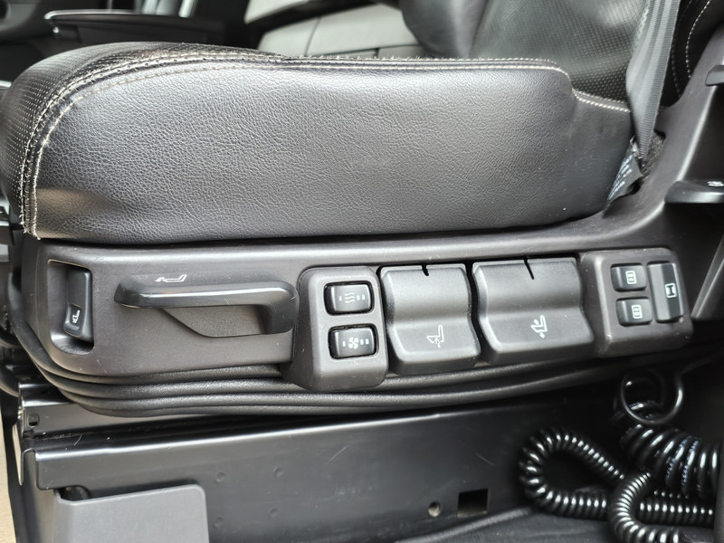 Tractor unit Scania R500 6x2*4 / LIFT STEERING AXLE / RETARDER / WB 295 cm: picture 16