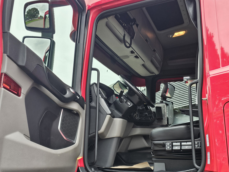 Tractor unit Scania R500 6x2*4 / LIFT STEERING AXLE / RETARDER / WB 295 cm: picture 9