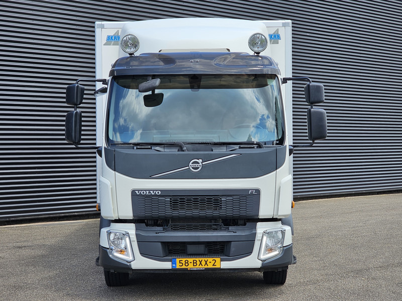Volvo FL250 / ELECTRO-COOLING / 4X2 / ELECTRO-COOLING / KOFFER / LBW - Box truck: picture 5 Volvo FL250 / ELECTRO-COOLING / 4X2 / ELECTRO-COOLING / KOFFER / LBW - Box truck: picture 5
