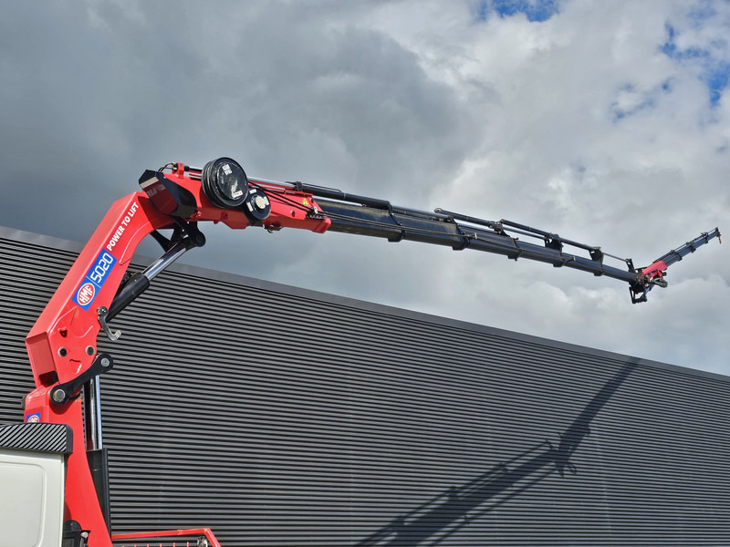 Volvo FM 500 8x4*4 / HMF 5020 K6 + JIB K4 / CRANE - KRAN - Dropside/ Flatbed truck, Crane truck: picture 2 Volvo FM 500 8x4*4 / HMF 5020 K6 + JIB K4 / CRANE - KRAN - Dropside/ Flatbed truck, Crane truck: picture 2