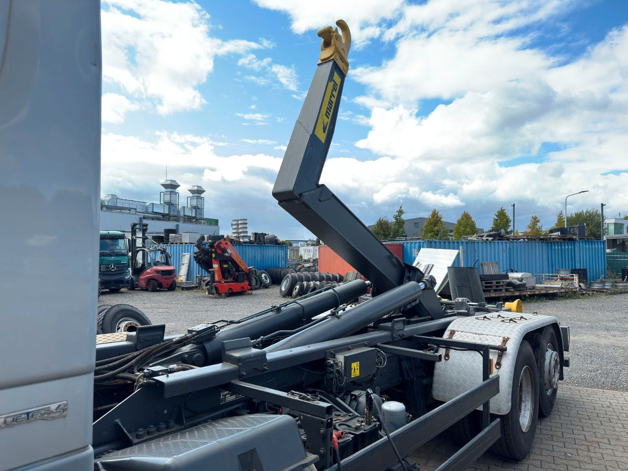 Marell Abrollkipperaufbau  3 Achser - Hook lift truck: picture 3 Marell Abrollkipperaufbau  3 Achser - Hook lift truck: picture 3