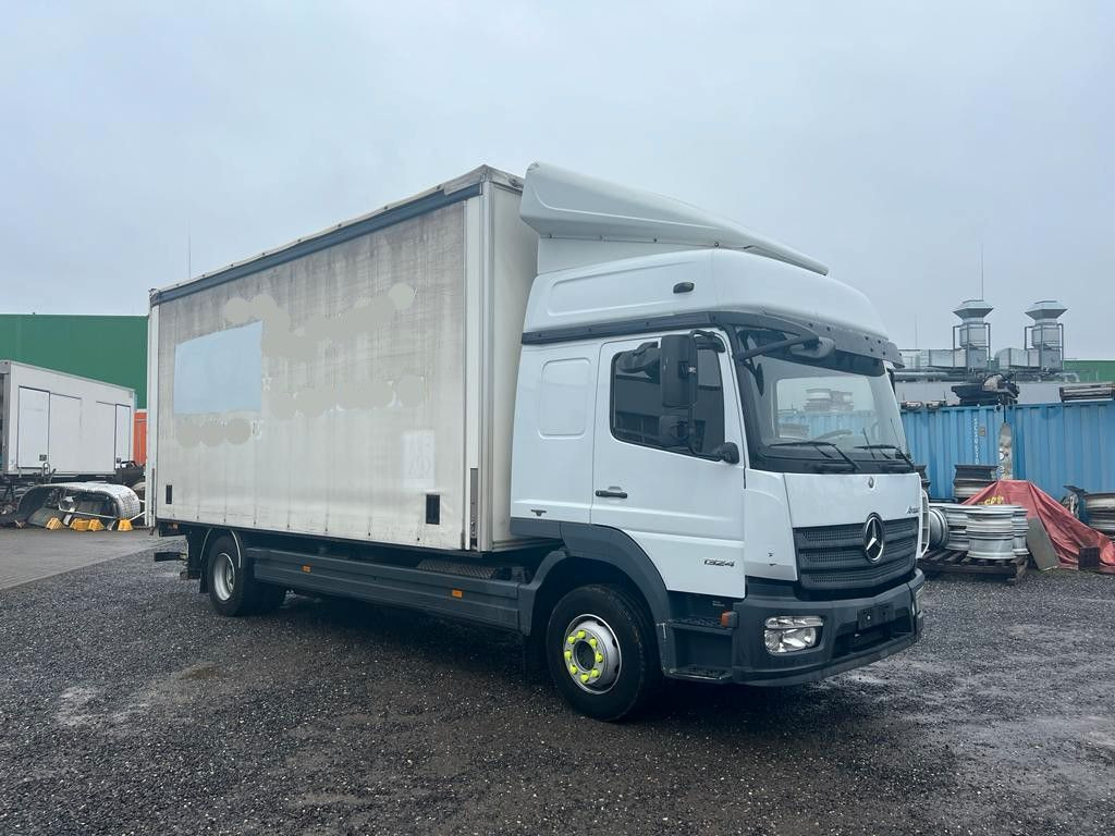Mercedes-Benz 1324 4X2 Koffer Plane 6 to. Hebebühne Mercedes-Benz 1324 4X2 Koffer Plane 6 to. Hebebühne - Curtainsider truck: picture 1 Mercedes-Benz 1324 4X2 Koffer Plane 6 to. Hebebühne Mercedes-Benz 1324 4X2 Koffer Plane 6 to. Hebebühne - Curtainsider truck: picture 1