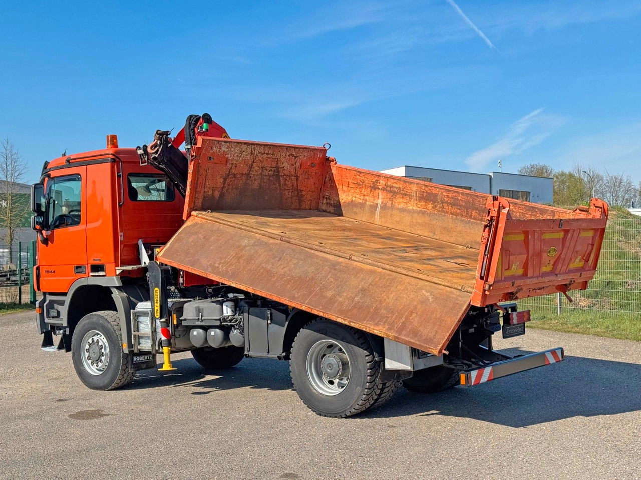 Leasing of  Mercedes-Benz 1844 4x4 Meiller 3S Bordmatik Palfinger PK16001K Mercedes-Benz 1844 4x4 Meiller 3S Bordmatik Palfinger PK16001K: picture 7