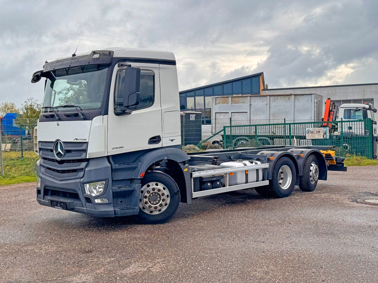 Leasing of  Mercedes-Benz 2536 ADR Valid & kipphydraulik für Gastank Mercedes-Benz 2536 ADR Valid & kipphydraulik für Gastank: picture 17