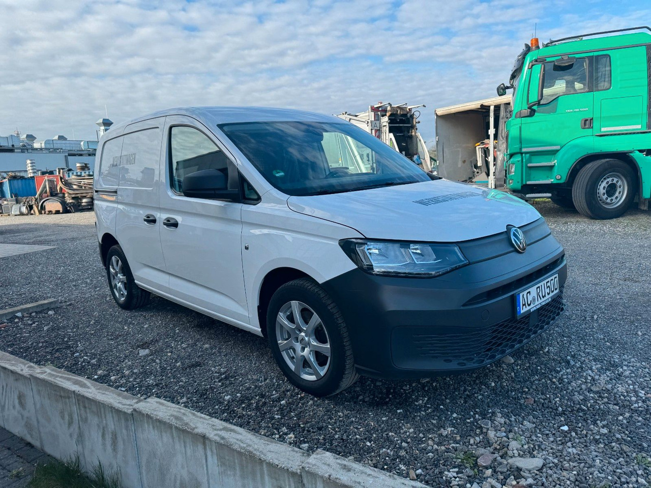 Volkswagen Caddy Cargo Basis 2,0 TDI Klima Radio touch - Car: picture 1 Volkswagen Caddy Cargo Basis 2,0 TDI Klima Radio touch - Car: picture 1