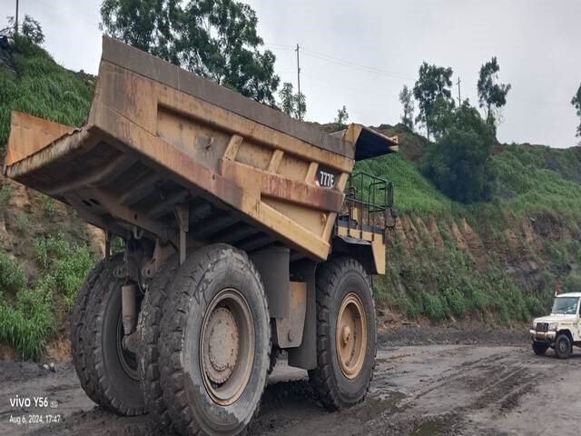 CAT 777E - Rigid dumper/ Rock truck: picture 3 CAT 777E - Rigid dumper/ Rock truck: picture 3