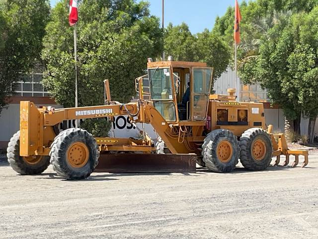 Mitsubishi MG730 - Grader: picture 1 Mitsubishi MG730 - Grader: picture 1