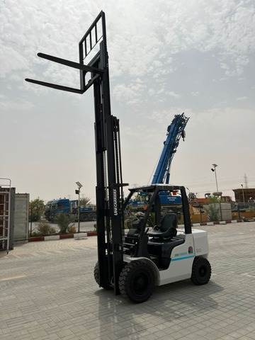 Diesel forklift UniCarriers YG1F2A30U: picture 14