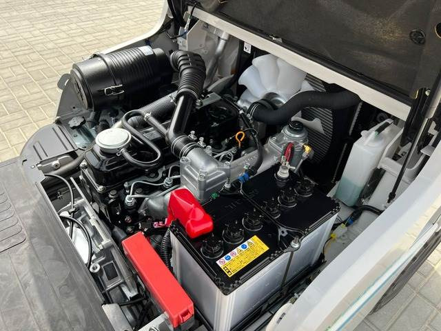 Diesel forklift UniCarriers YG1F2A30U: picture 17