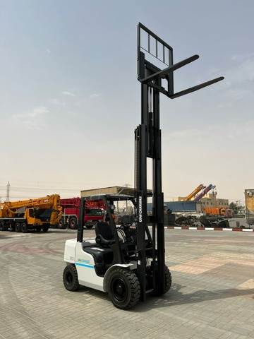 Diesel forklift UniCarriers YG1F2A30U: picture 9