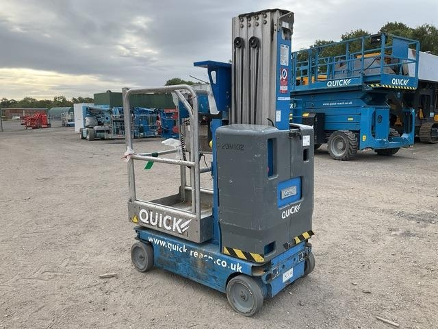 Genie GR20 - Vertical mast lift: picture 3 Genie GR20 - Vertical mast lift: picture 3