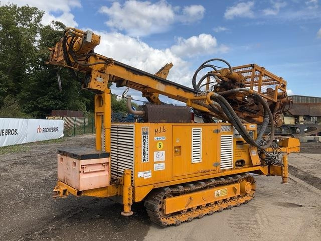 Massenza MI604 - Drilling rig: picture 2 Massenza MI604 - Drilling rig: picture 2