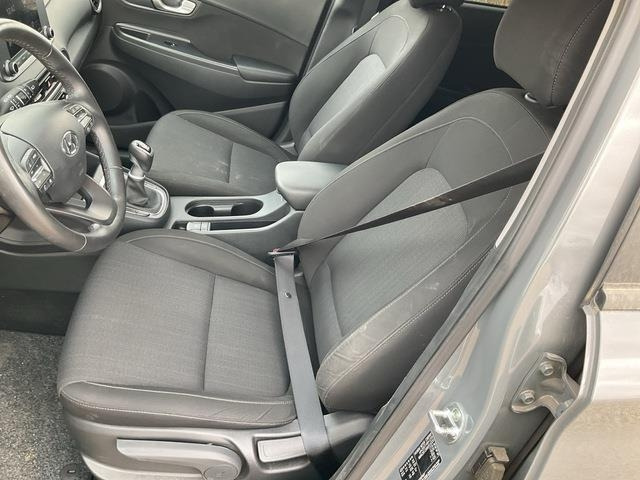 Car Hyundai Kona: picture 16