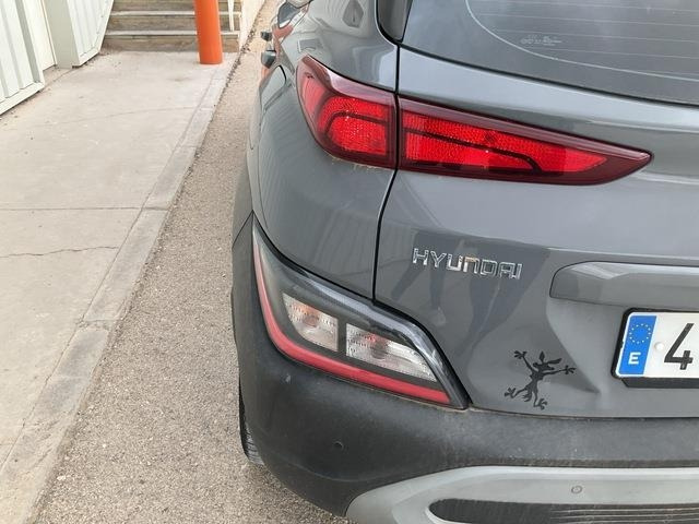 Car Hyundai Kona: picture 13
