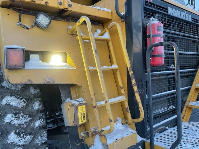 Rigid dumper/ Rock truck Komatsu HD605-7EO: picture 21