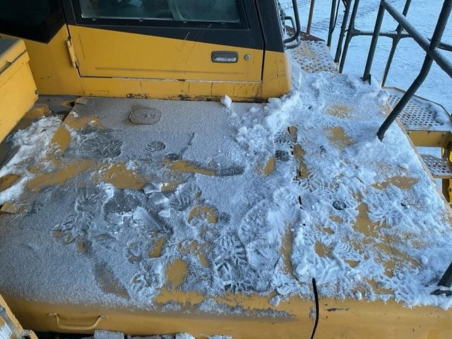 Rigid dumper/ Rock truck Komatsu HD605-7EO: picture 18