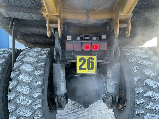 Rigid dumper/ Rock truck Komatsu HD605-7EO: picture 16
