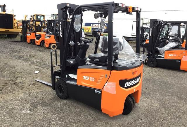 Doosan B15T-7 PLUS - Electric forklift: picture 2 Doosan B15T-7 PLUS - Electric forklift: picture 2