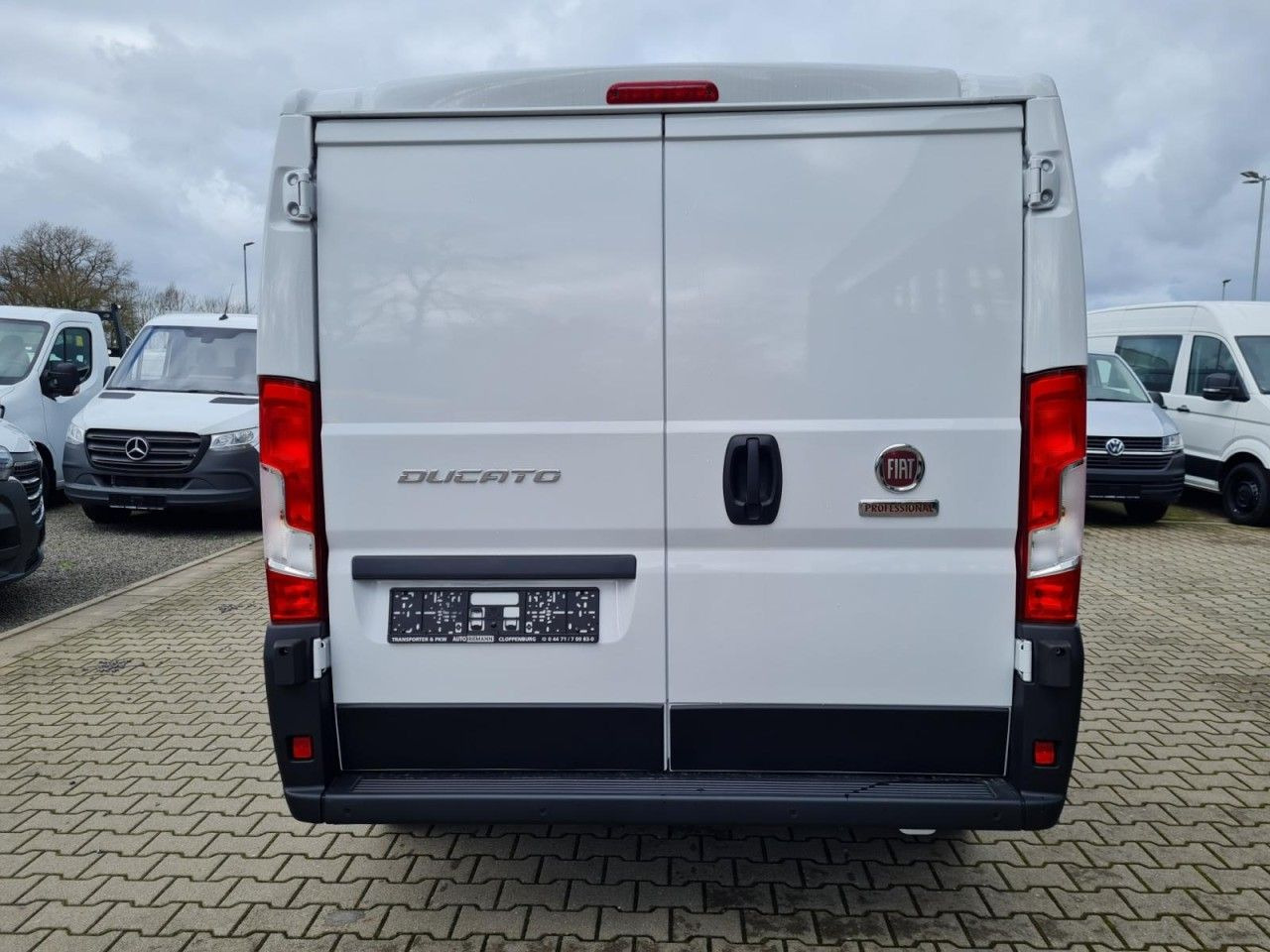 Fiat Ducato 30 Kasten L1H1 KLIMA PDC TEMPOMAT - Small van: picture 5 Fiat Ducato 30 Kasten L1H1 KLIMA PDC TEMPOMAT - Small van: picture 5