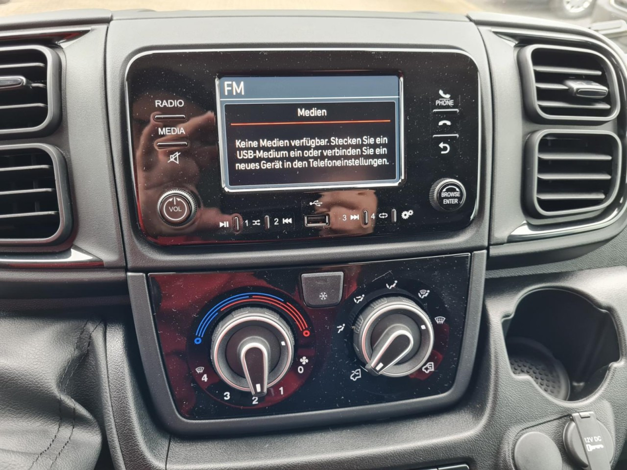 Panel van, Combi van Fiat Ducato 35 Kasten Doka 7-Sitze 2x Schiebetür Maxi L2H2: picture 12 Panel van, Combi van Fiat Ducato 35 Kasten Doka 7-Sitze 2x Schiebetür Maxi L2H2: picture 12