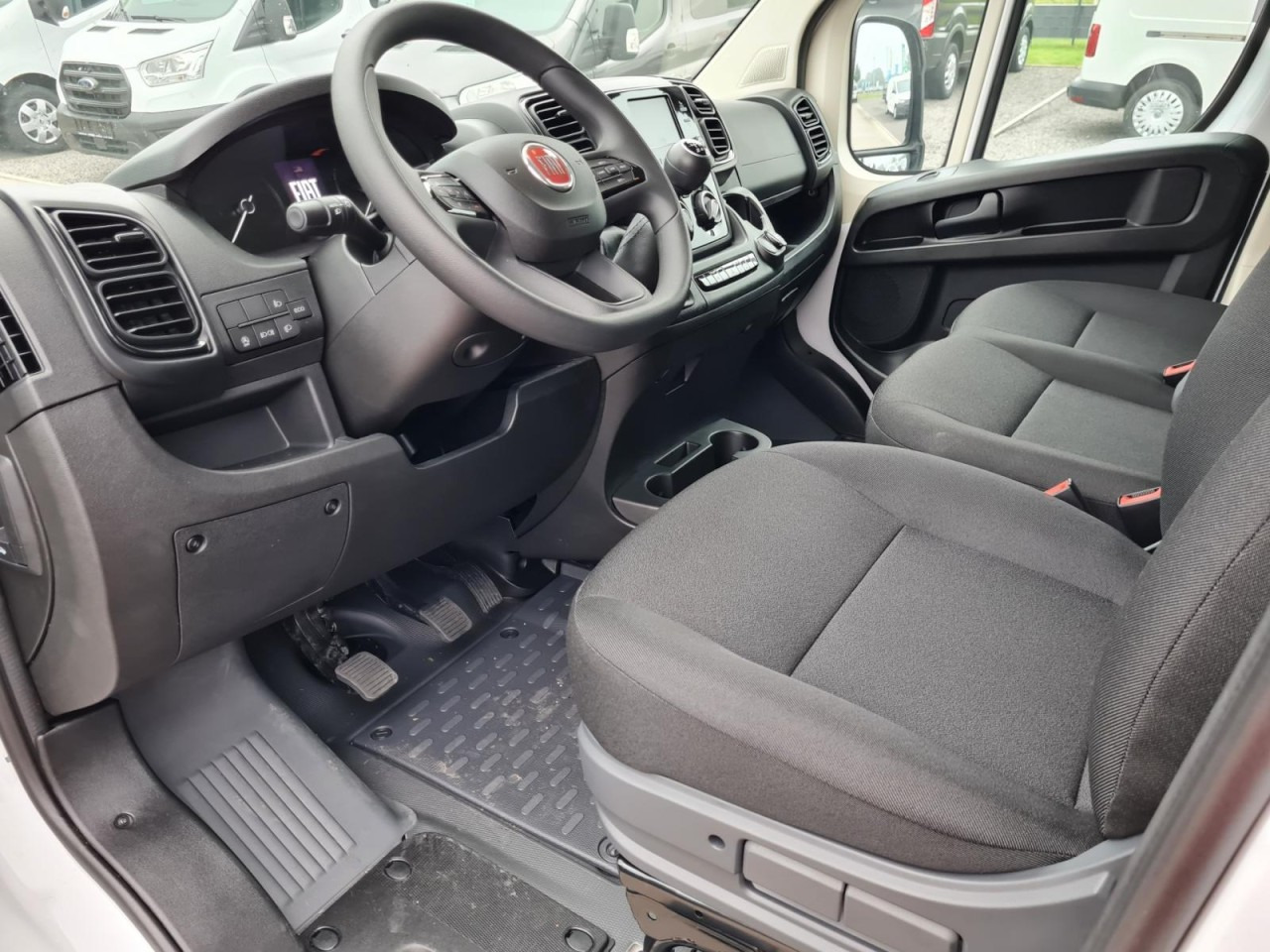 Panel van, Combi van Fiat Ducato 35 Kasten Doka 7-Sitze 2x Schiebetür Maxi L2H2: picture 8 Panel van, Combi van Fiat Ducato 35 Kasten Doka 7-Sitze 2x Schiebetür Maxi L2H2: picture 8