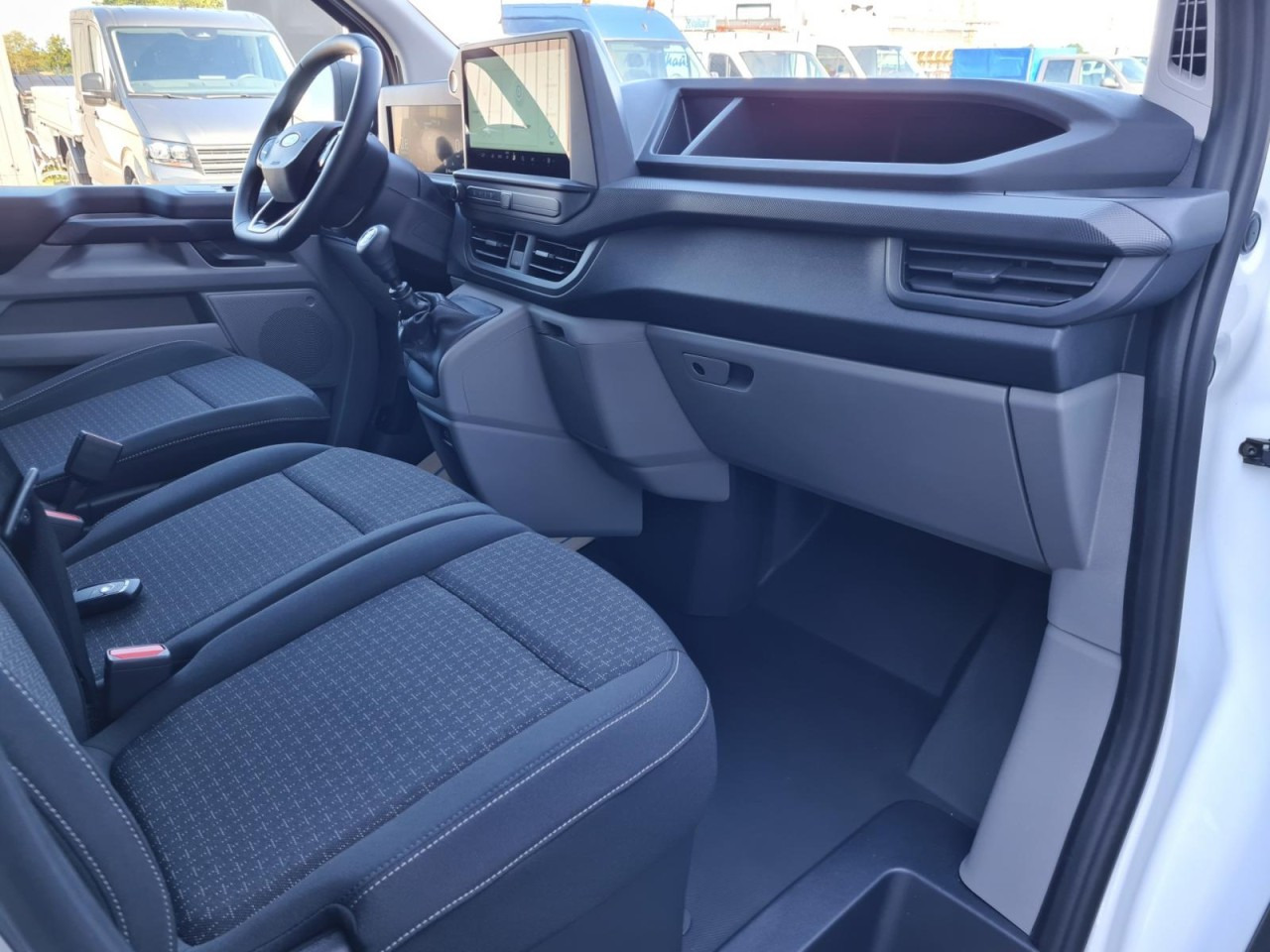 Leasing of  Ford Custom Kasten Doka 6 Sitze L2 Trend KLIMA KAMERA Ford Custom Kasten Doka 6 Sitze L2 Trend KLIMA KAMERA: picture 13