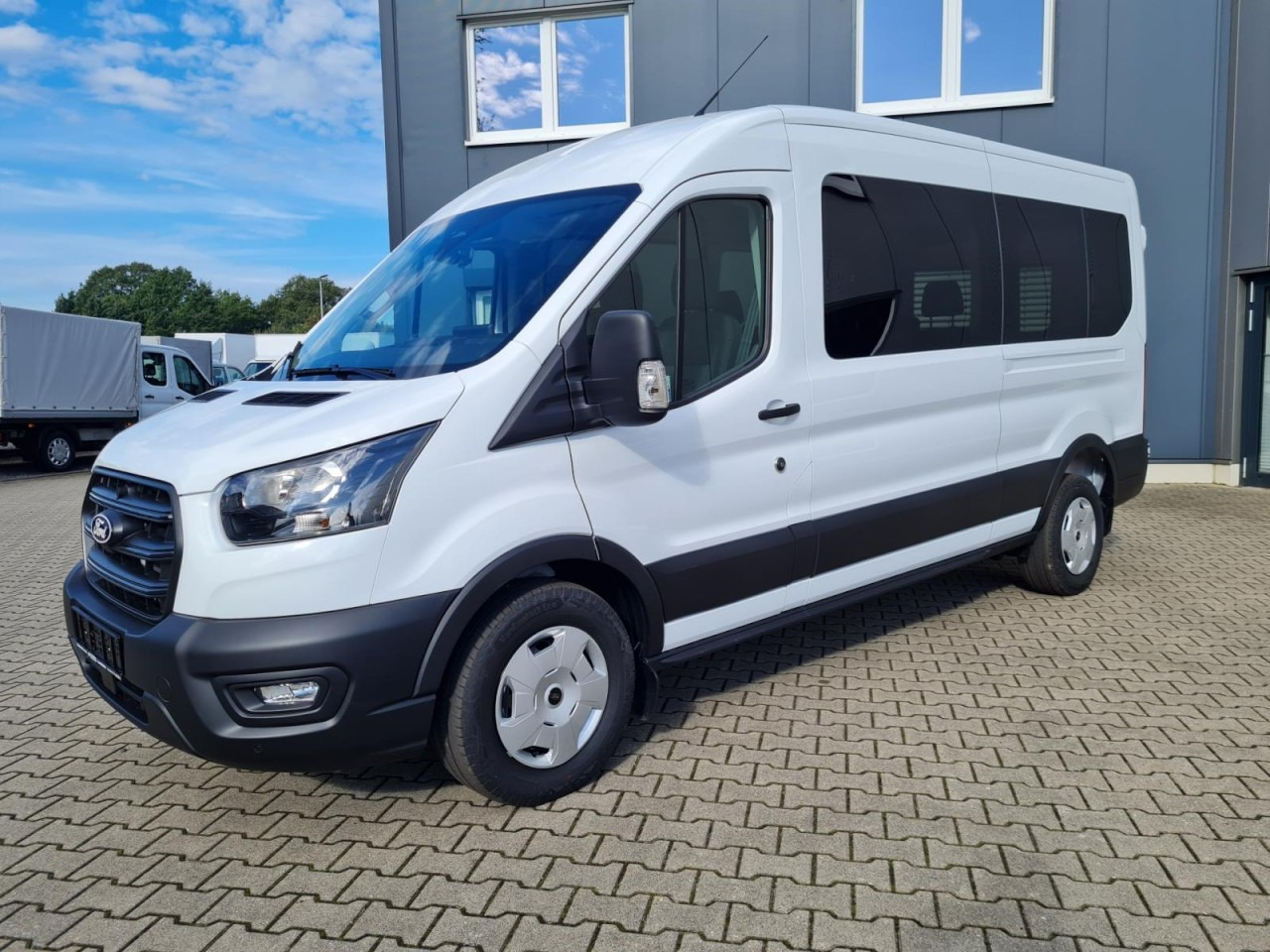 Ford Transit 350 Kombi TDCi L3 AG Trend 9 Sitze AHK KAMERA - Minibus, Passenger van: picture 3 Ford Transit 350 Kombi TDCi L3 AG Trend 9 Sitze AHK KAMERA - Minibus, Passenger van: picture 3
