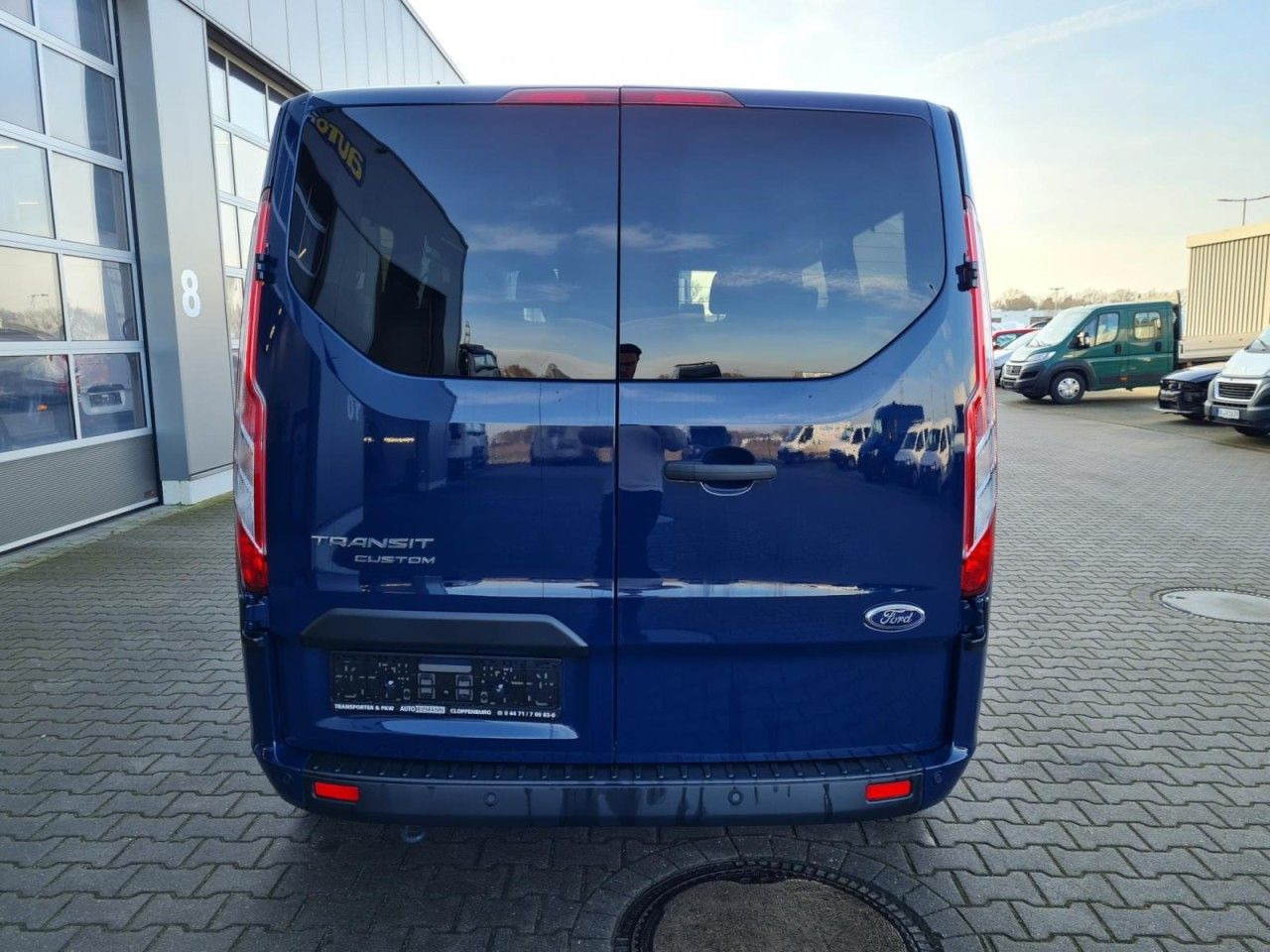 Ford Transit Custom Kombi 320 L2 Trend 9 Sitze KLIMA - Passenger van: picture 5 Ford Transit Custom Kombi 320 L2 Trend 9 Sitze KLIMA - Passenger van: picture 5