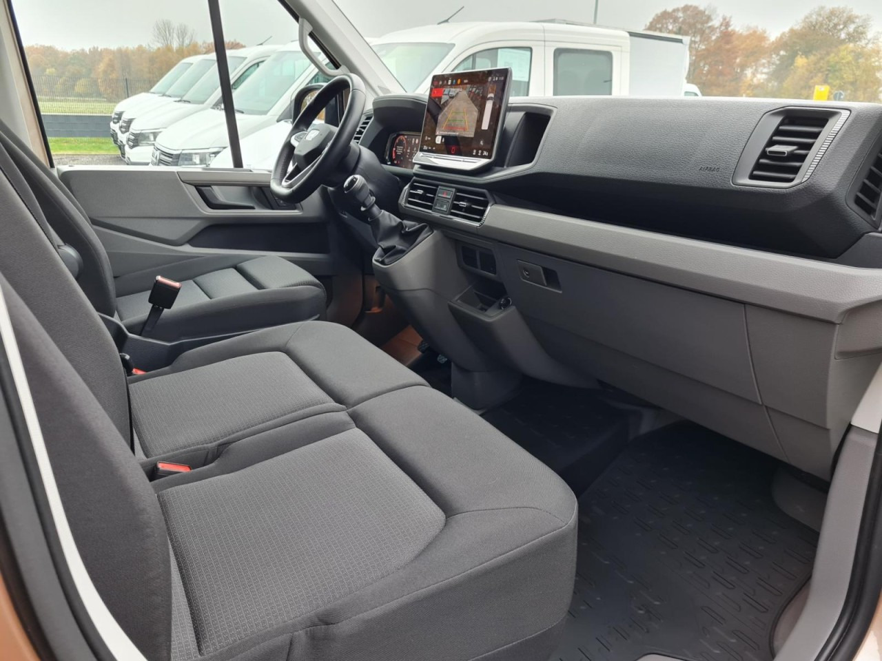 Leasing of  Man TGE 3.180 TDi Kombi 9 Sitze ALU KAMERA LED LEDER Sonderumbau Man TGE 3.180 TDi Kombi 9 Sitze ALU KAMERA LED LEDER Sonderumbau: picture 14