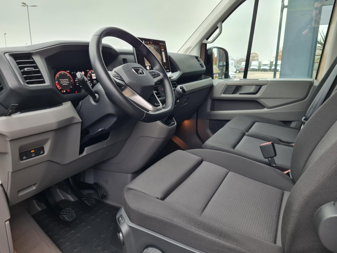 Leasing of  Man TGE 3.180 TDi Kombi 9 Sitze ALU KAMERA LED LEDER Sonderumbau Man TGE 3.180 TDi Kombi 9 Sitze ALU KAMERA LED LEDER Sonderumbau: picture 8