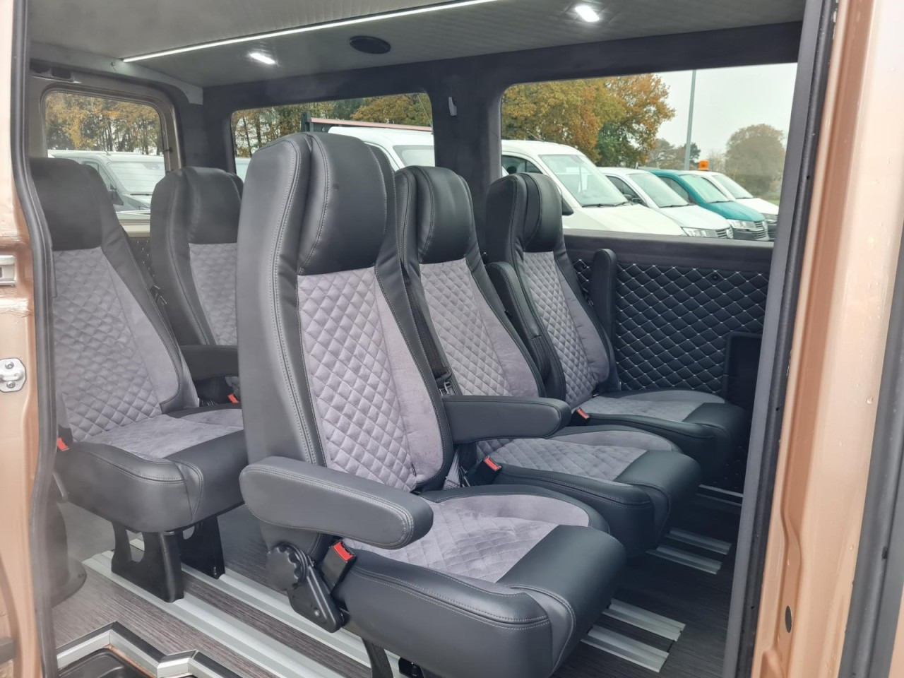 Leasing of  Man TGE 3.180 TDi Kombi 9 Sitze ALU KAMERA LED LEDER Sonderumbau Man TGE 3.180 TDi Kombi 9 Sitze ALU KAMERA LED LEDER Sonderumbau: picture 17