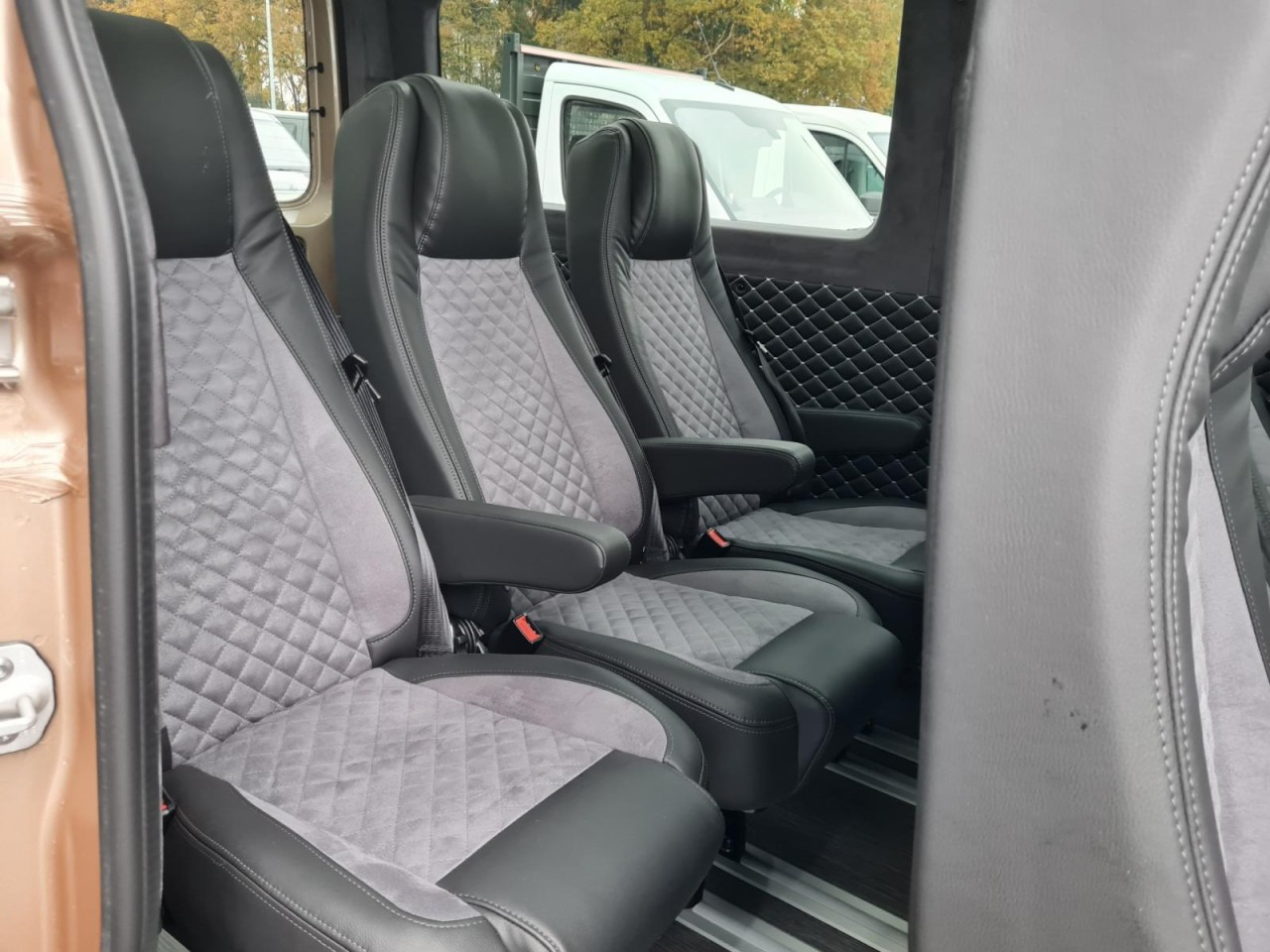 Leasing of  Man TGE 3.180 TDi Kombi 9 Sitze ALU KAMERA LED LEDER Sonderumbau Man TGE 3.180 TDi Kombi 9 Sitze ALU KAMERA LED LEDER Sonderumbau: picture 19