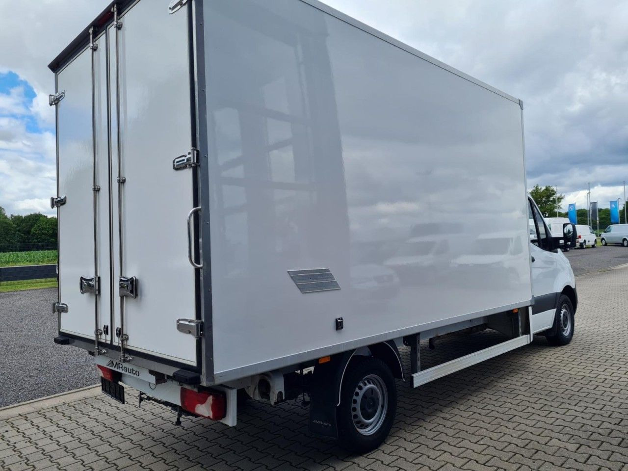 Mercedes-Benz Sprinter 315 CDI Möbel Koffer RWD KLIMA TEMPOMAT - Box van: picture 4 Mercedes-Benz Sprinter 315 CDI Möbel Koffer RWD KLIMA TEMPOMAT - Box van: picture 4
