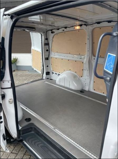 Mercedes-Benz Vito Kasten 116 RWD lang KLIMA KAMERA PDC TEMPOMAT - Small van: picture 3 Mercedes-Benz Vito Kasten 116 RWD lang KLIMA KAMERA PDC TEMPOMAT - Small van: picture 3