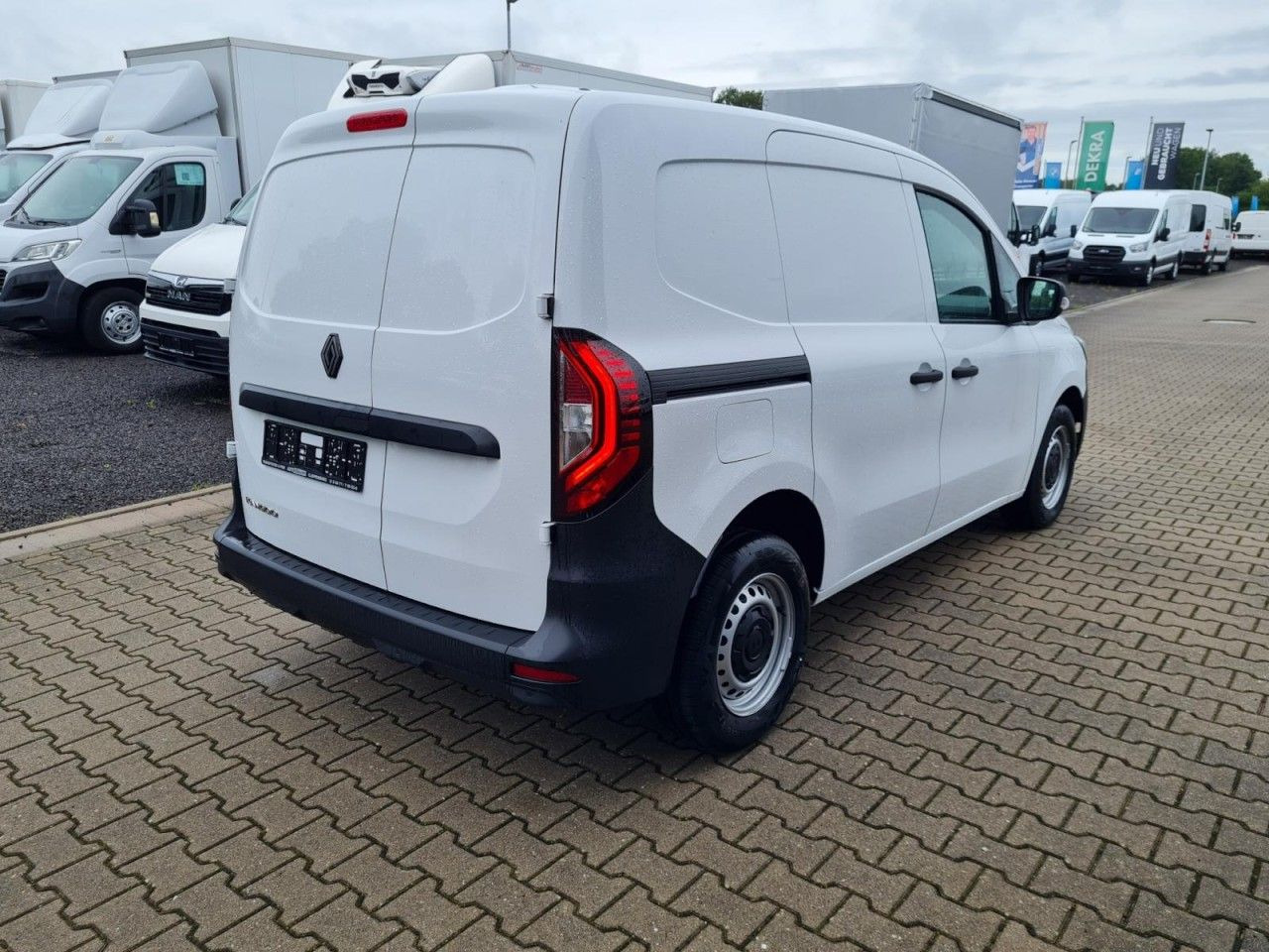 Renault Kangoo Van Kasten L1H1 TCe 1.3i KLIMA PDC TEMPOM - Small van: picture 5 Renault Kangoo Van Kasten L1H1 TCe 1.3i KLIMA PDC TEMPOM - Small van: picture 5