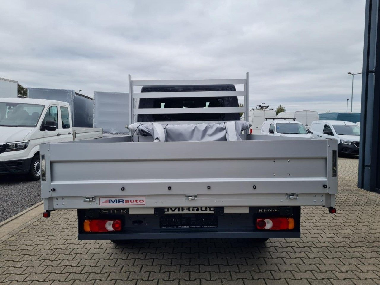 Renault Master 35 New Doka lang L3 AG Klima Komfort Temp - Flatbed van, Combi van: picture 5 Renault Master 35 New Doka lang L3 AG Klima Komfort Temp - Flatbed van, Combi van: picture 5