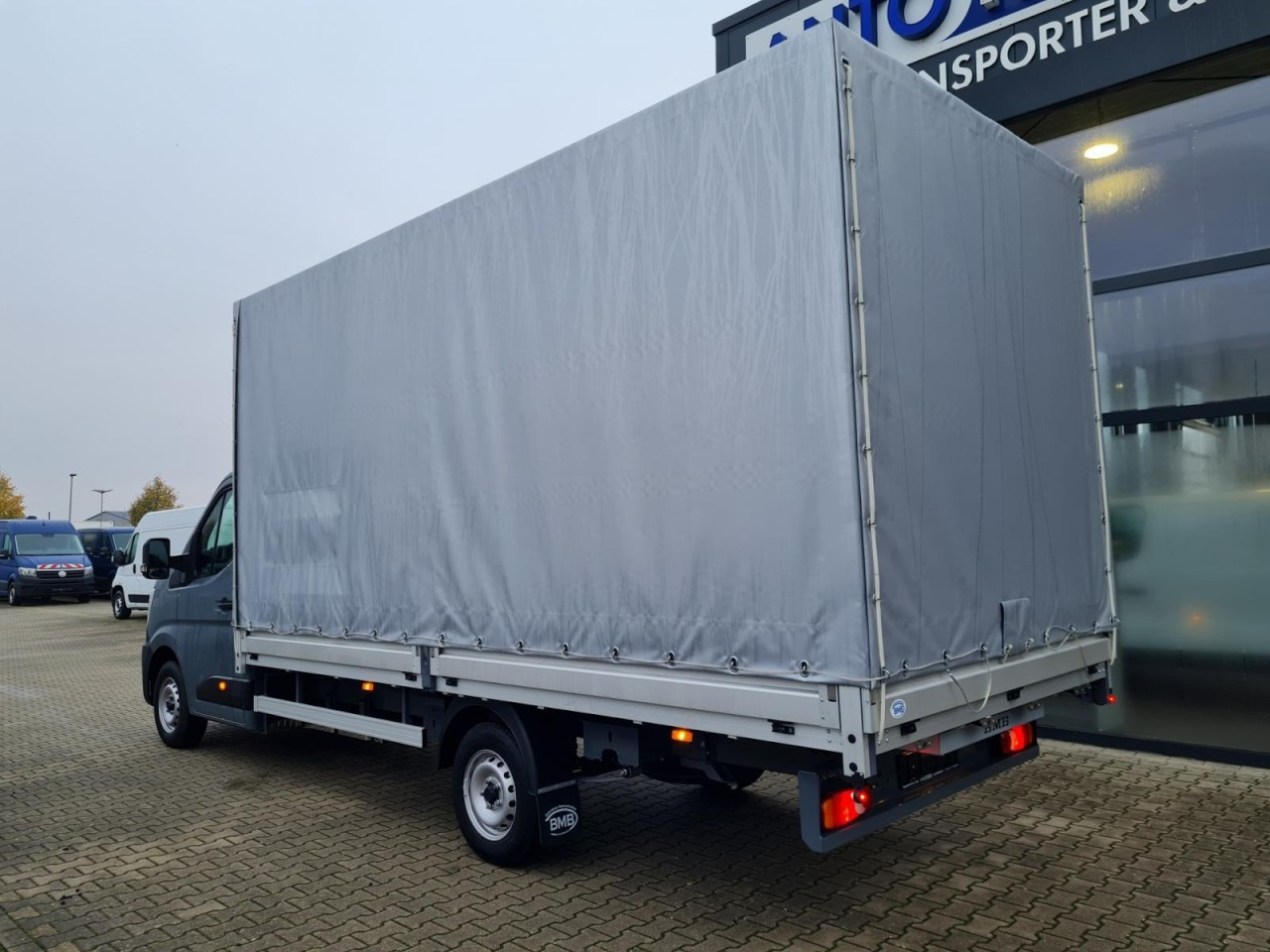 Leasing of  Renault Master Pritsche Schiebe Plane 10 Pal. LUFTFEDERUNG Renault Master Pritsche Schiebe Plane 10 Pal. LUFTFEDERUNG: picture 9