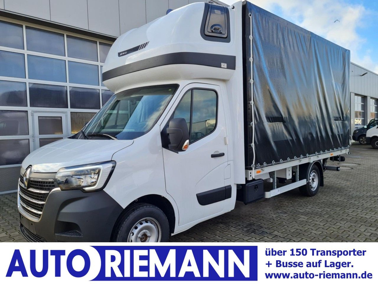 Renault Master Pritsche Schiebe Plane Schlafkabine LBW S - Curtain side van: picture 1 Renault Master Pritsche Schiebe Plane Schlafkabine LBW S - Curtain side van: picture 1