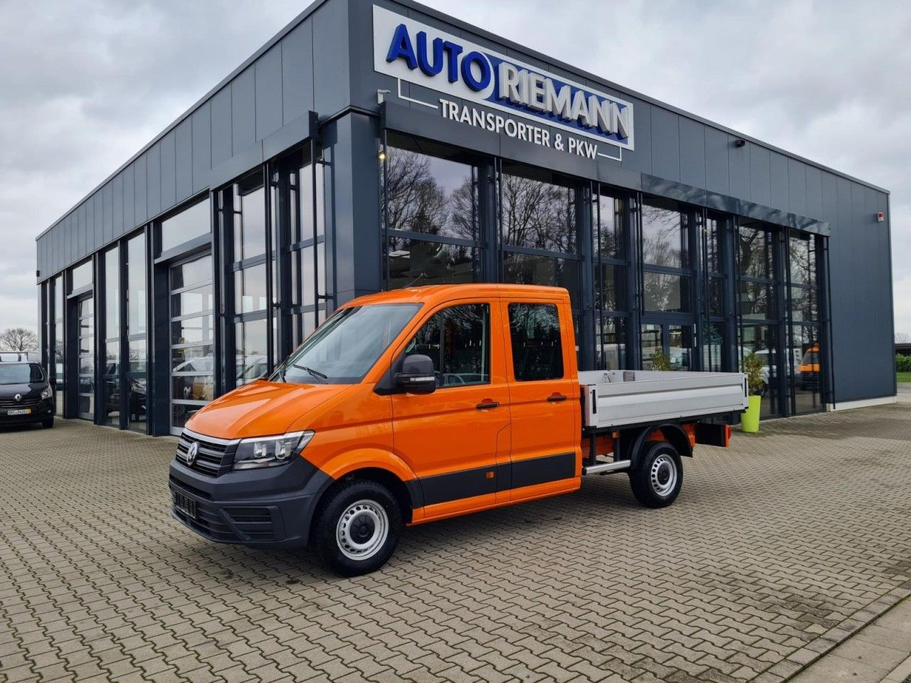Volkswagen Crafter 35 Doka TDI MR KLIMA - Flatbed van, Combi van: picture 2 Volkswagen Crafter 35 Doka TDI MR KLIMA - Flatbed van, Combi van: picture 2