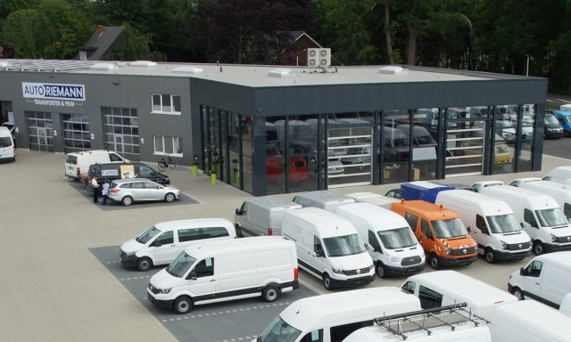 Flatbed van, Combi van Volkswagen Crafter 35 Doka TDI MR LED KLIMA: picture 9