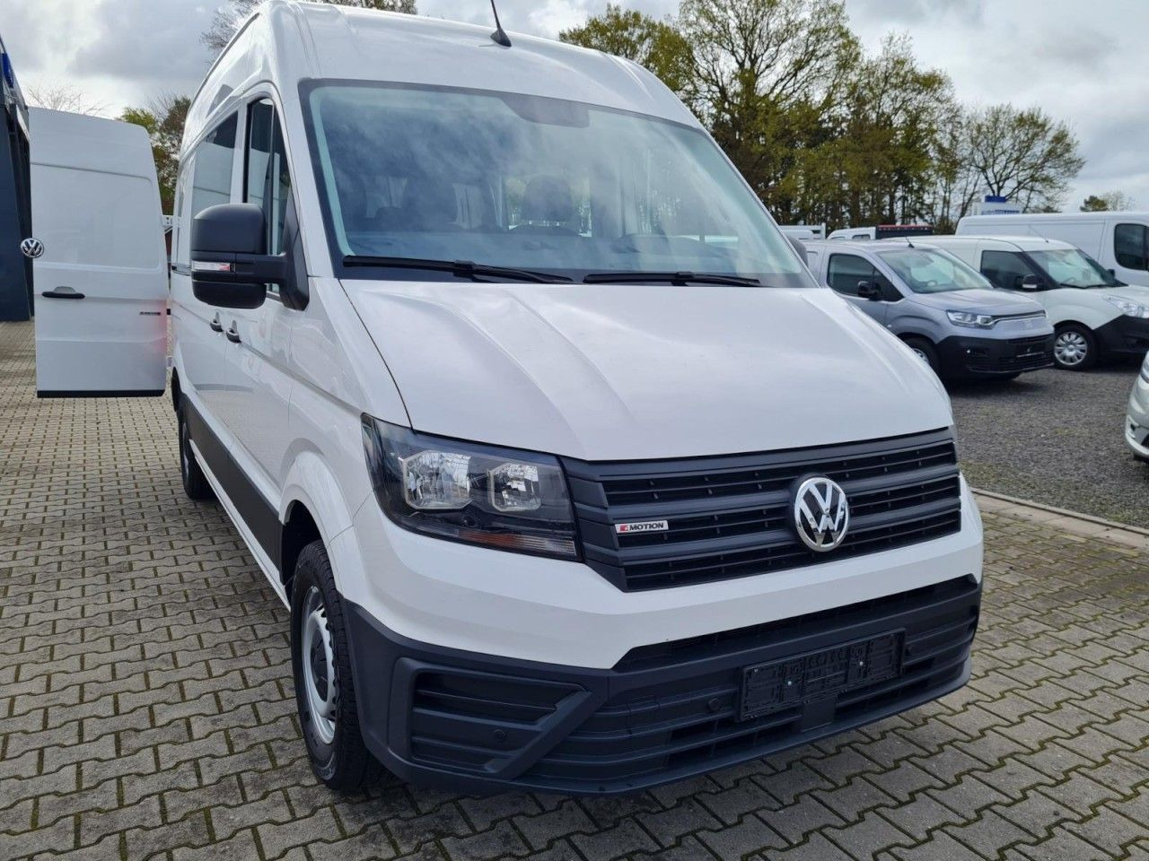 Volkswagen Crafter 35 Kasten PLUS MIXTO DOKA 4motion L3H3 - Panel van, Combi van: picture 2 Volkswagen Crafter 35 Kasten PLUS MIXTO DOKA 4motion L3H3 - Panel van, Combi van: picture 2