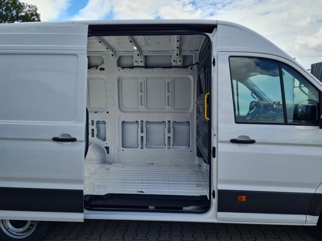 Volkswagen Crafter Kasten MR L3H3 KLIMA TEMPOMAT Mod. 25 - Small van: picture 4 Volkswagen Crafter Kasten MR L3H3 KLIMA TEMPOMAT Mod. 25 - Small van: picture 4