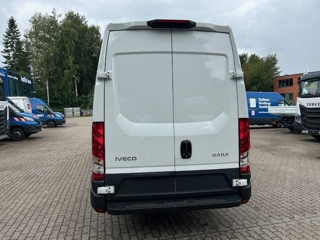 Panel van Iveco Daily 35S16A8V 4100 Automatik: picture 6