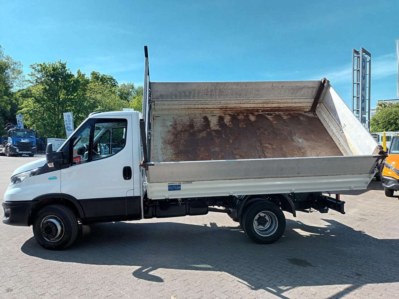 Iveco Daily 70C18H Meiler Kipper Dreiseitenkipper 1... - Tipper van: picture 3 Iveco Daily 70C18H Meiler Kipper Dreiseitenkipper 1... - Tipper van: picture 3