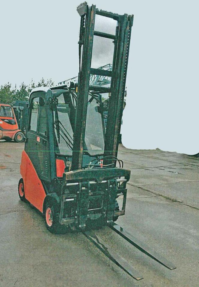 Linde A18D-01 – Fork lift / Stapler - Diesel forklift: picture 1 Linde A18D-01 – Fork lift / Stapler - Diesel forklift: picture 1