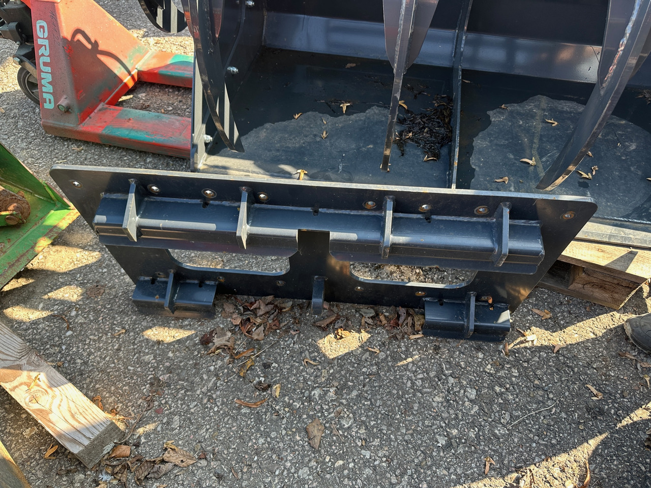 Grapple Greiferschaufel mit Niederhalter 140 cm: picture 10 Grapple Greiferschaufel mit Niederhalter 140 cm: picture 10