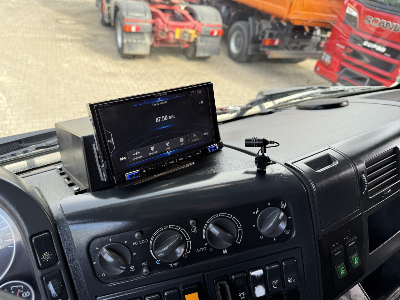 Skip loader truck MAN TGS 26.440 WECHSELSYSTEM Absetzer+SZM: picture 20