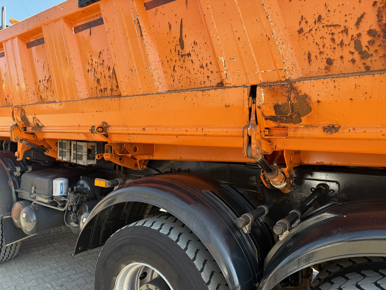 Tipper Mercedes-Benz 4144 Actros MP2 3-S.-Kipper Bordmatic Klima 8x6: picture 8