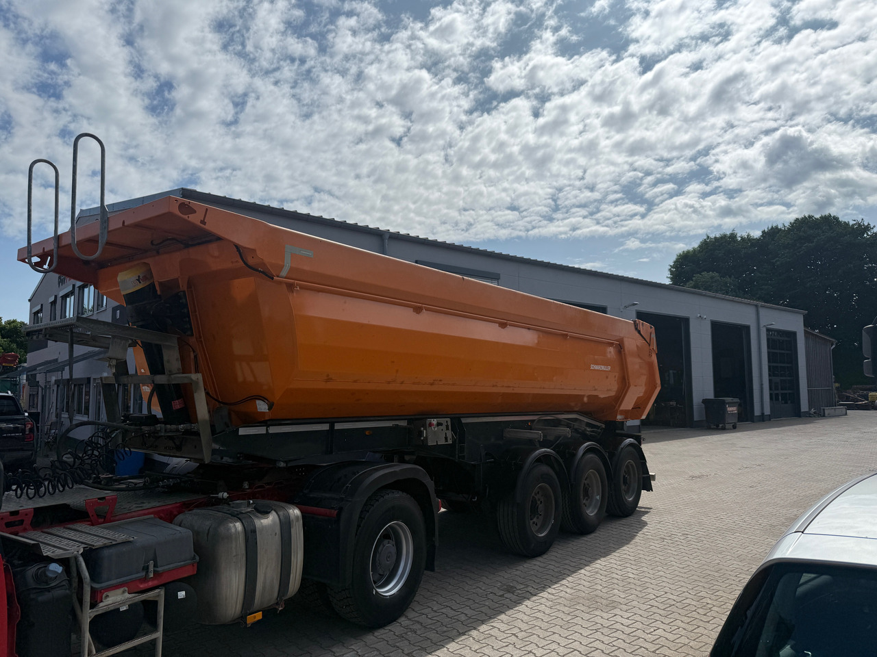 Schwarzmüller Kippauflieger Gesteinsmulde verstärkt Liftachse - Tipper semi-trailer: picture 2 Schwarzmüller Kippauflieger Gesteinsmulde verstärkt Liftachse - Tipper semi-trailer: picture 2